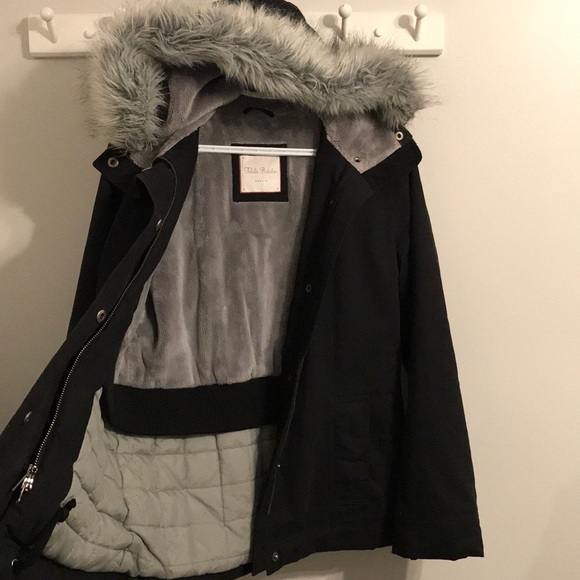 Talula Babaton (Aritzia) Jacket with faux fur - Picture 4 of 9